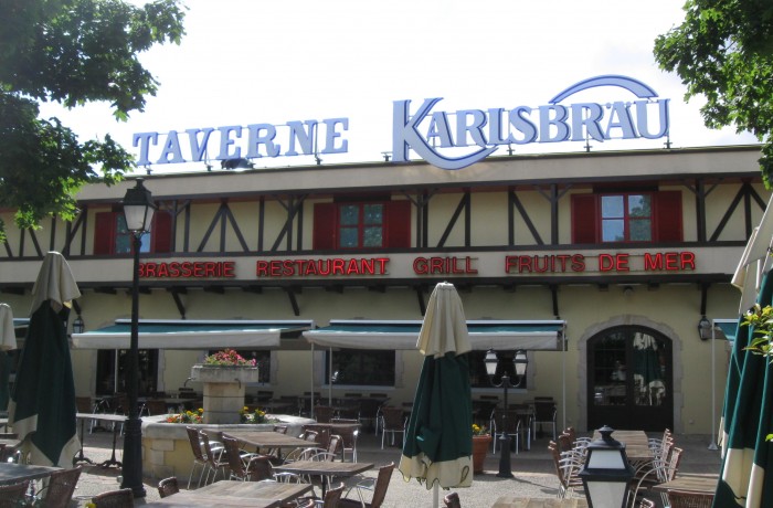 texte boitier + leds Taverne Karlsbrau